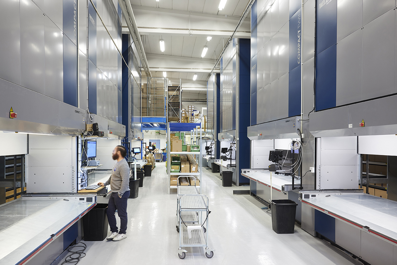warehouse with vlms